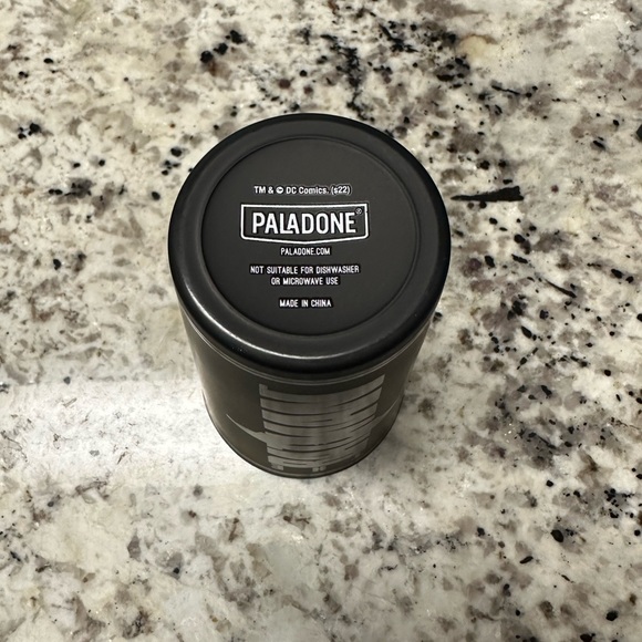 🆕 Paladone The Batman Movie Glass Cup 13.5 Fl oz. - Picture 5 of 5